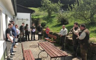 Jagdschule Wiesensteig 2019 – Praxisunterricht im Hof der Jagdschule