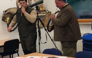 Jagdschule Wiesensteig 2019 – Optik-Unterricht mit Spektiv und Fernglas im Schulungsraum