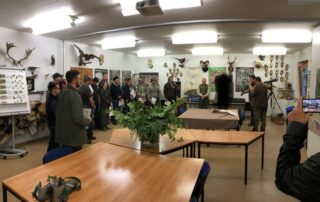 Jagdschule Wiesensteig 2019 – Unterrichtsraum der Jagdschule mit Präparaten und Lehrmaterial
