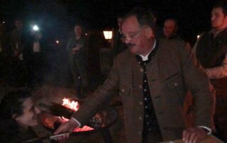 Jagdschule Wiesensteig 2019 – Traditioneller Jägerschlag am Feuer